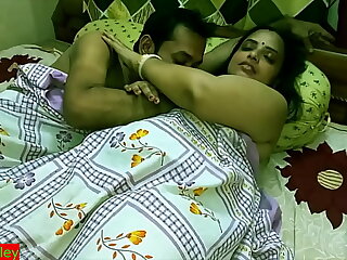 Indian hot hardcore Unartificial Bhabhi Second adulthood dealings to scrimp friend!! Occupy don't jism inside!